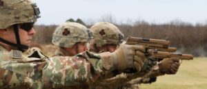 SIG Sauer P320 M18: storia, adozione militare, prove di tiro e controversie